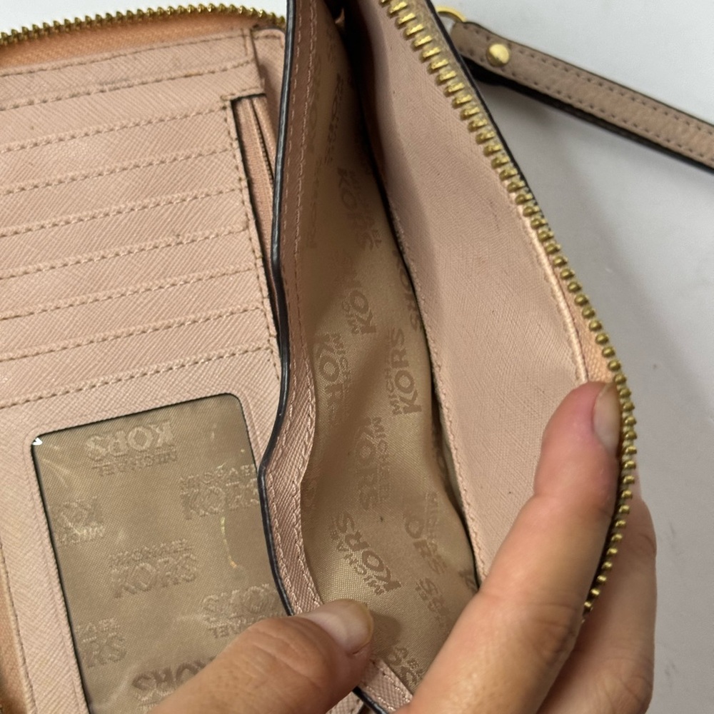 Michael Kors Fulton Large Multi Function Leather … - image 5